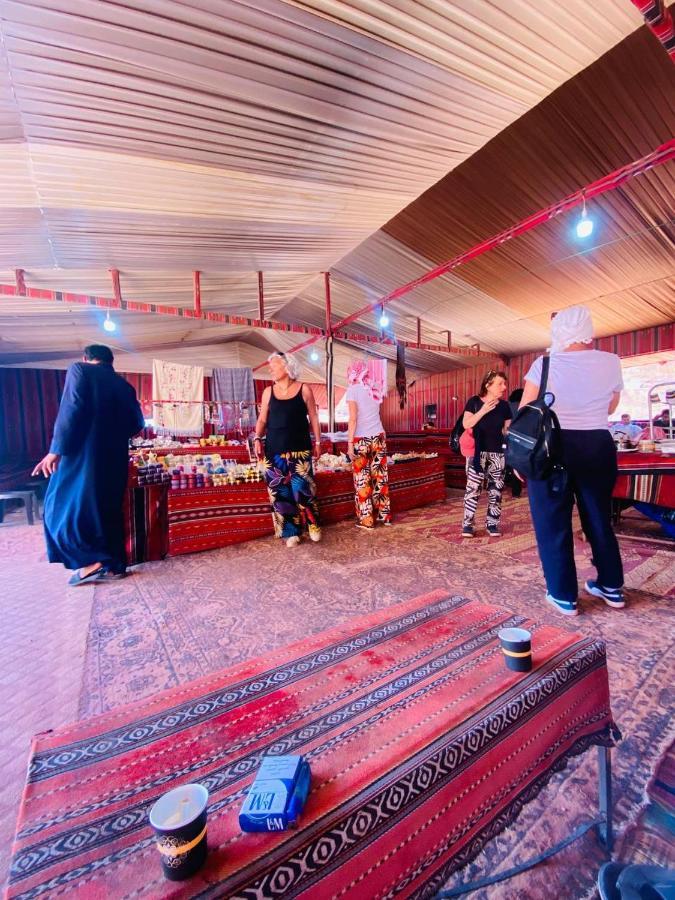 Abdullah Luxury Camp Appartement Wadi Rum Buitenkant foto