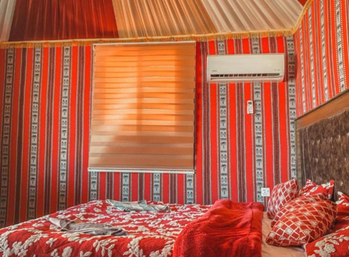 Abdullah Luxury Camp Appartement Wadi Rum Buitenkant foto