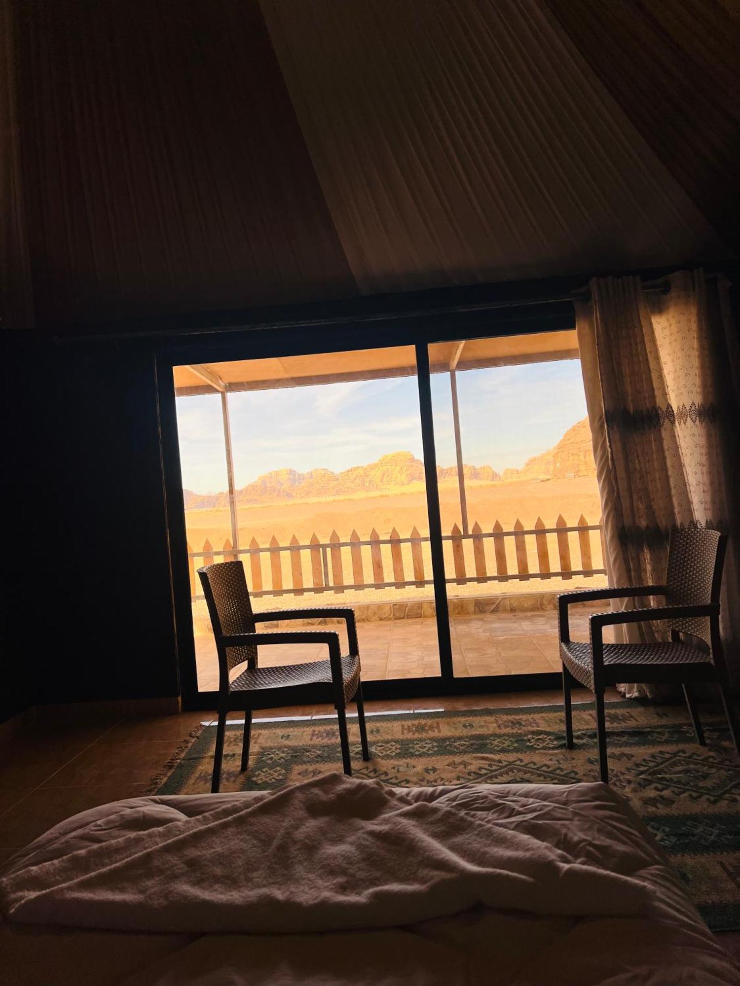 Abdullah Luxury Camp Appartement Wadi Rum Buitenkant foto