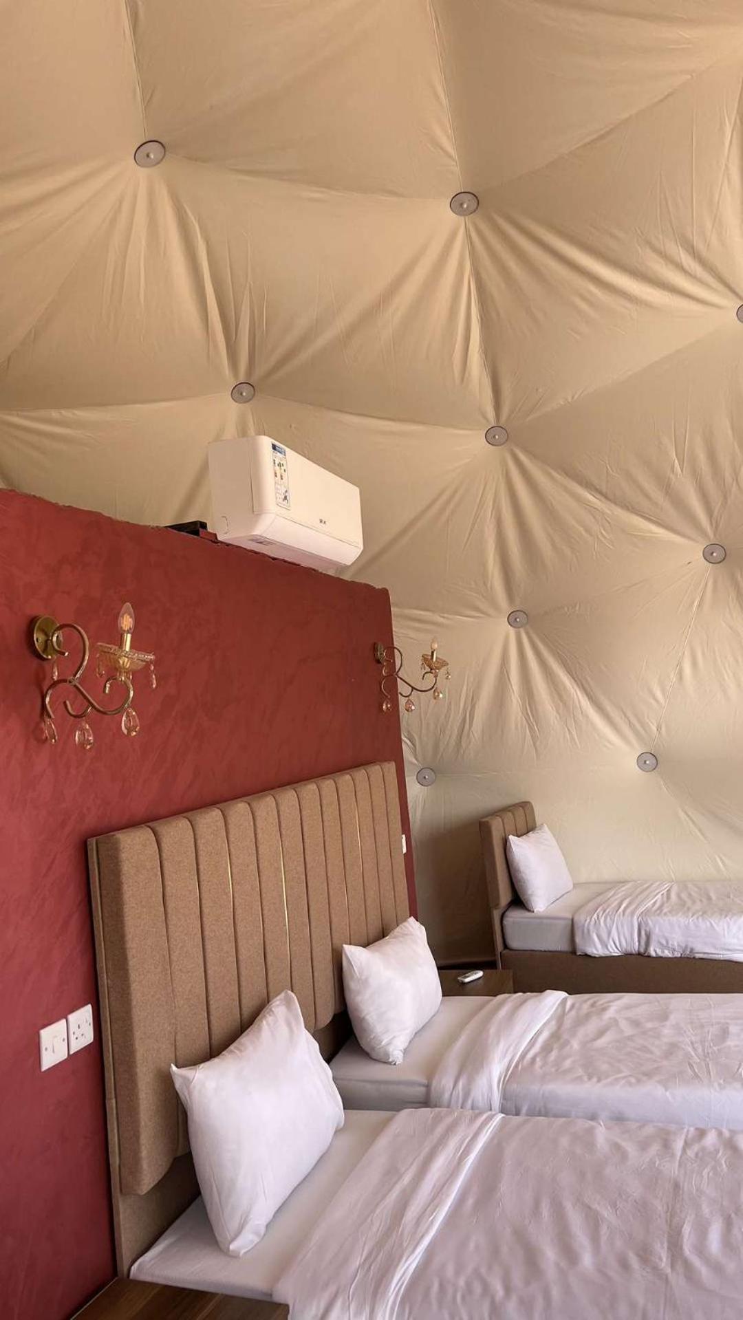 Abdullah Luxury Camp Appartement Wadi Rum Buitenkant foto
