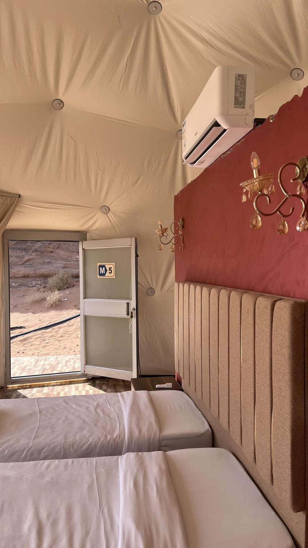 Abdullah Luxury Camp Appartement Wadi Rum Buitenkant foto