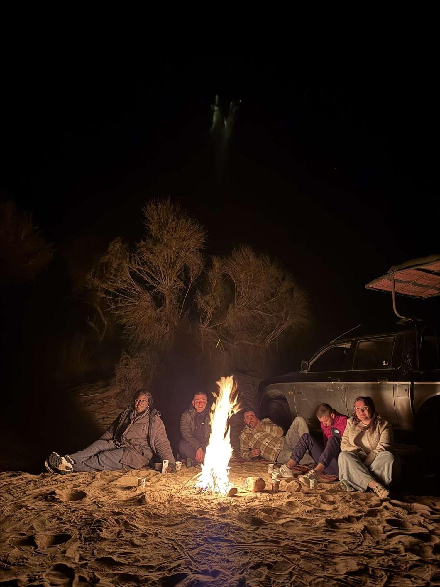 Abdullah Luxury Camp Appartement Wadi Rum Buitenkant foto
