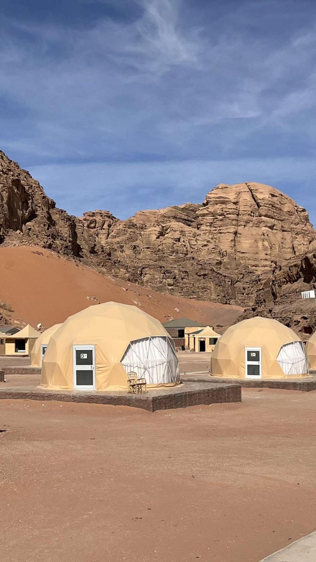 Abdullah Luxury Camp Appartement Wadi Rum Buitenkant foto