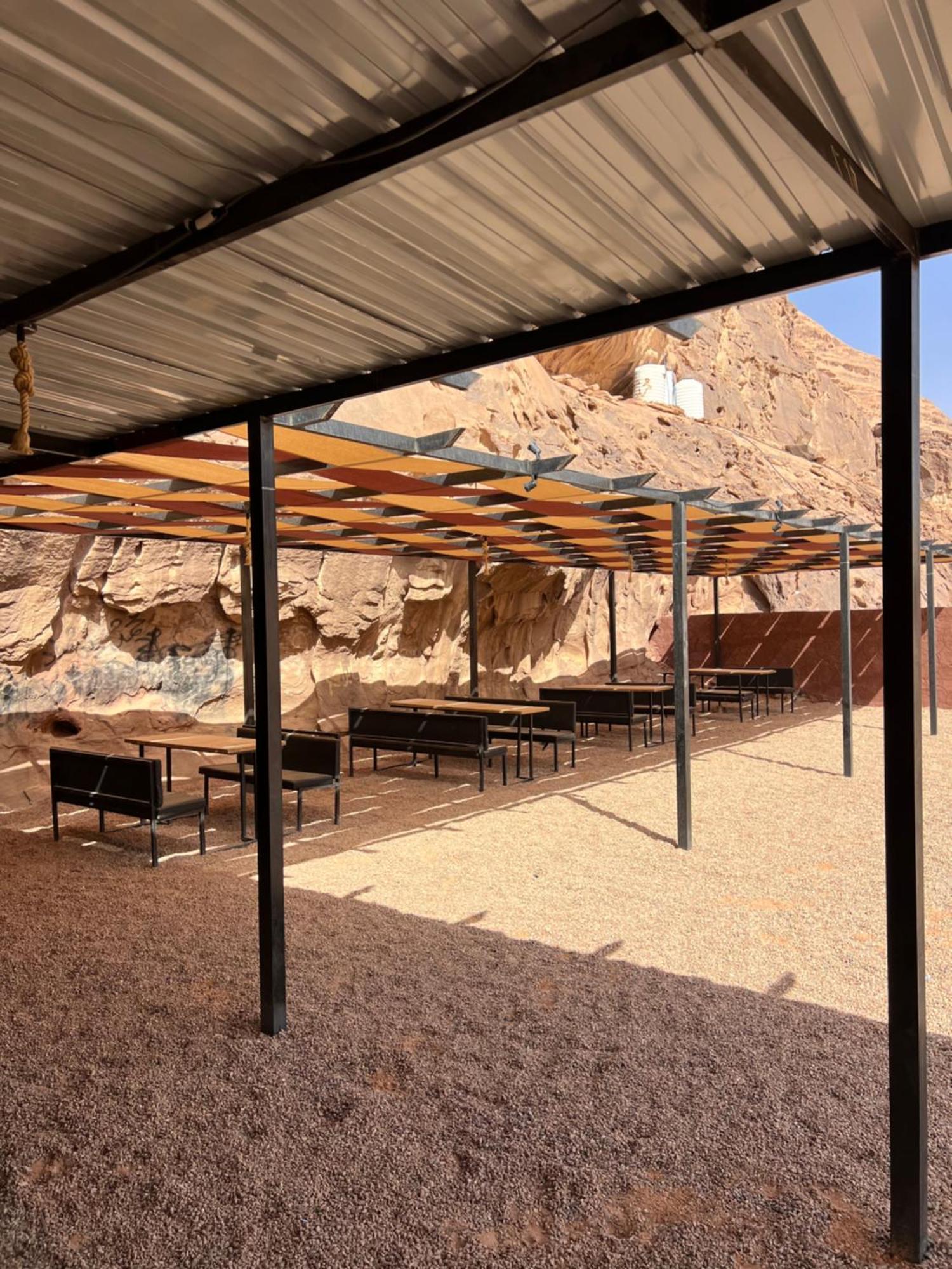 Abdullah Luxury Camp Appartement Wadi Rum Buitenkant foto